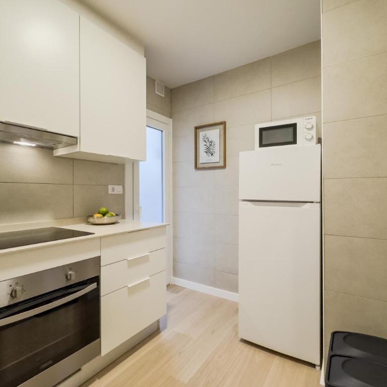 Barcelona Aura Apartments - Apartamento Estándar de 3 dormitorios - 5