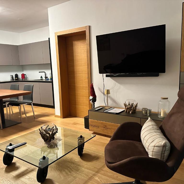Alp Resort Ski In/Ski Out - 4.5 Zimmerwohnung für max. 7 Personen - Apartment mit 3 Schlafzimmern - 6