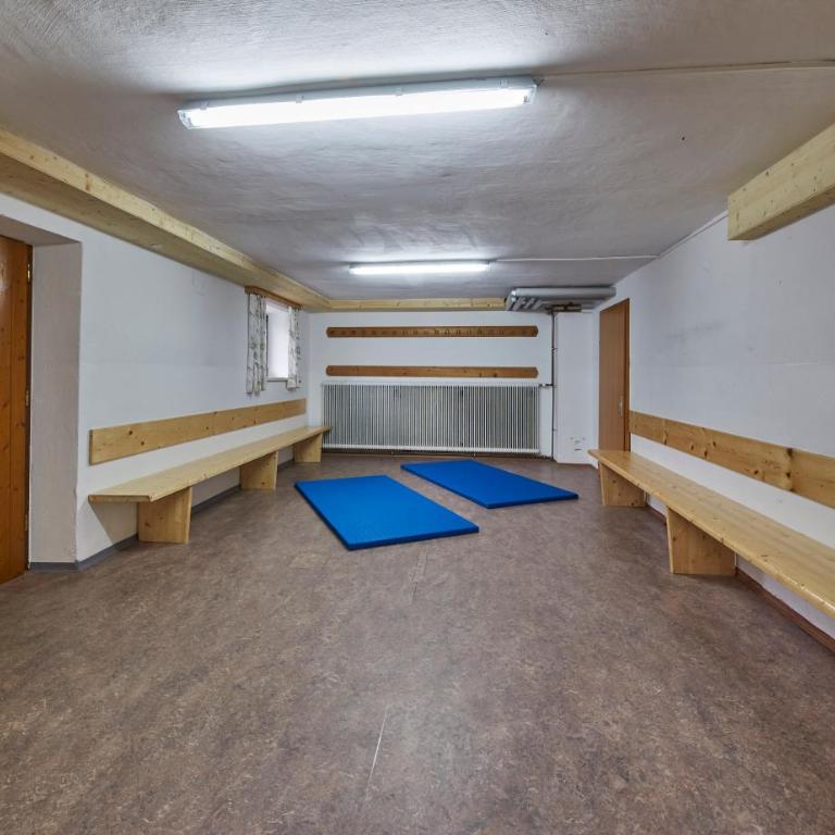 Ski In-Ski Out - Gästehäuser Saalbach-Hinterglemm - Wallegghof Christianhof - Familienzimmer mit Dusche - 14