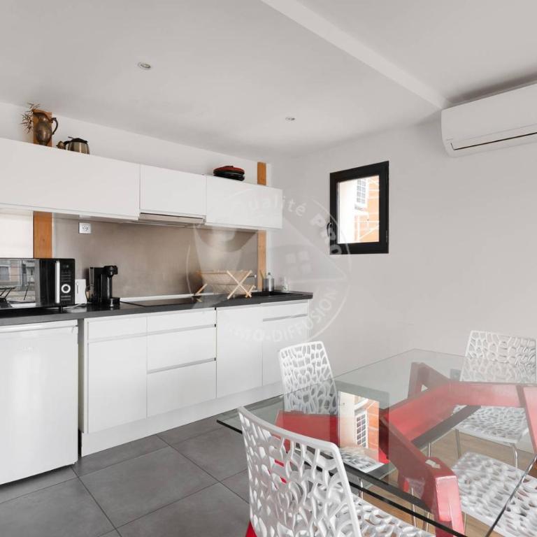 AS13871 - P2 en duplex au Centre Ville avec magnifique vue - Maisonette-Apartment - 4