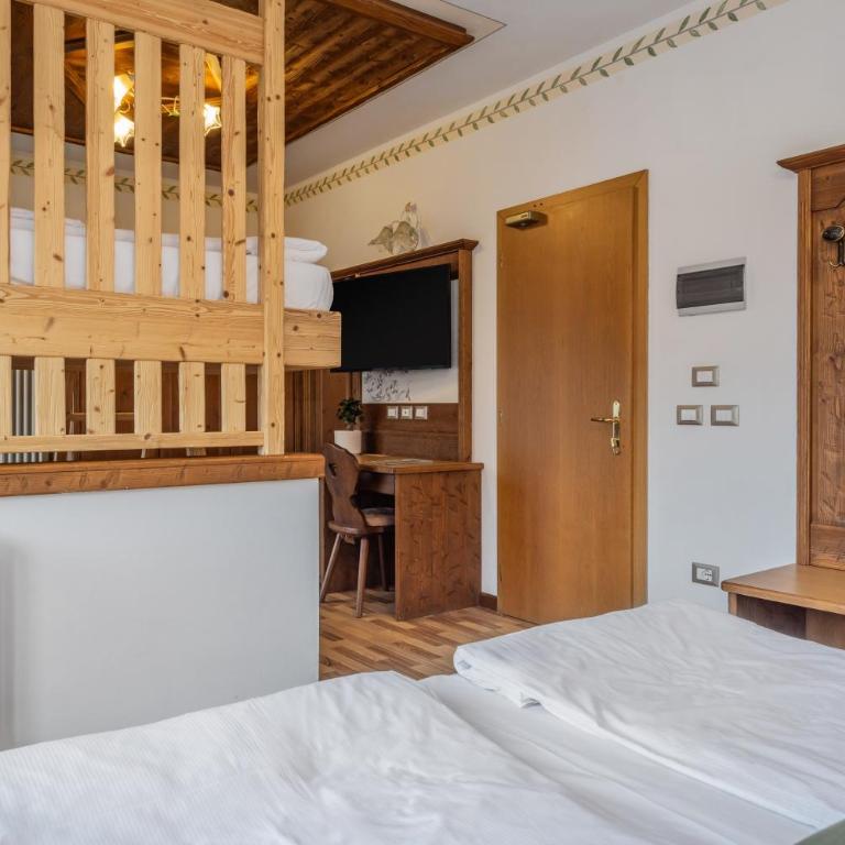Hotel Franco - Superior Doppelzimmer mit Balkon - 11