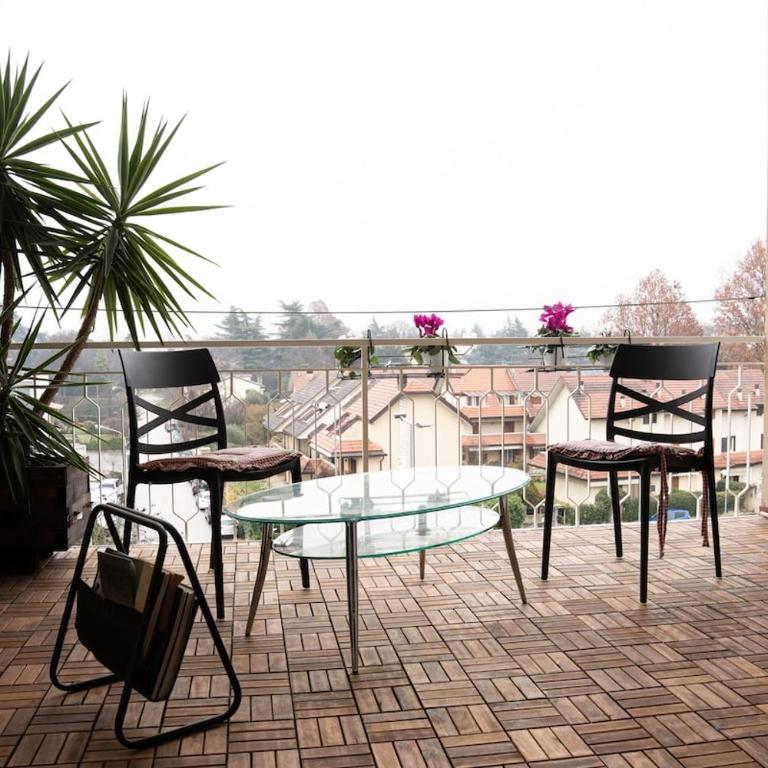 Elegante Alloggio con Parcheggio Gratuito - Appartamento Standard con 2 Camere da Letto - 15