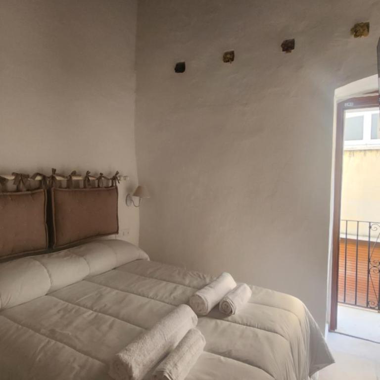 La Maison De Poupée - Double Room with Balcony - 5