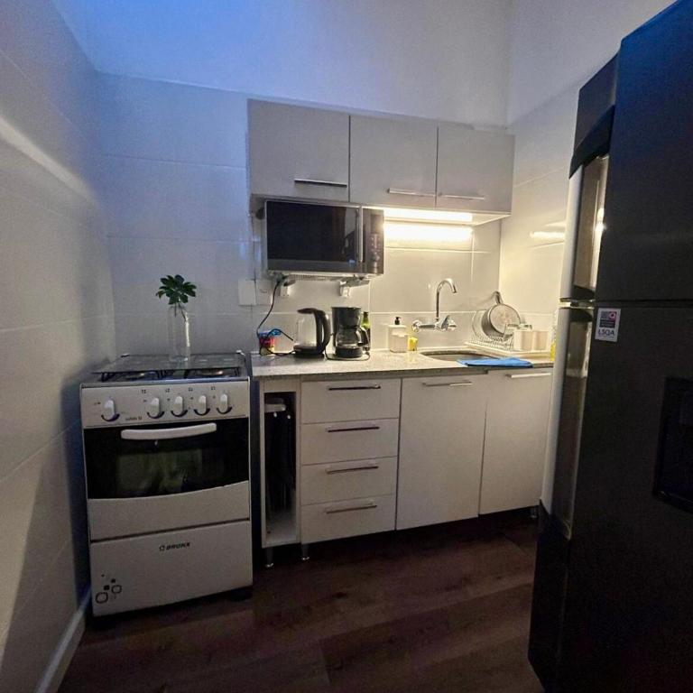 Apto a una cuadra de la playa Pocitos - Apartamento de 1 dormitorio - 3
