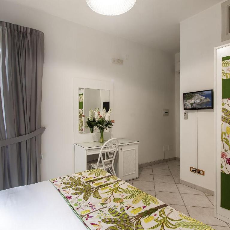 Palazzo Starace - Camera Matrimoniale Comfort - 14