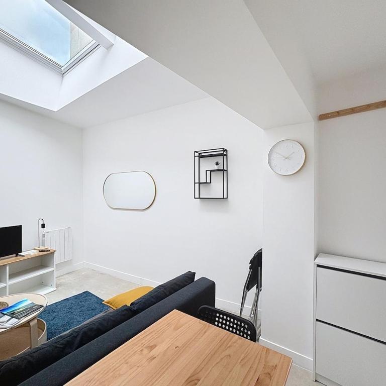 Immeuble idéal groupe - Gare à proximité 19 pers - Appartamento con 5 Camere da Letto - 4