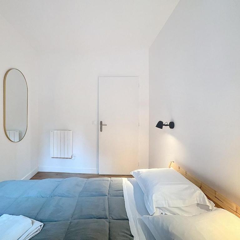 Immeuble idéal groupe - Gare à proximité 19 pers - Appartamento con 5 Camere da Letto - 7