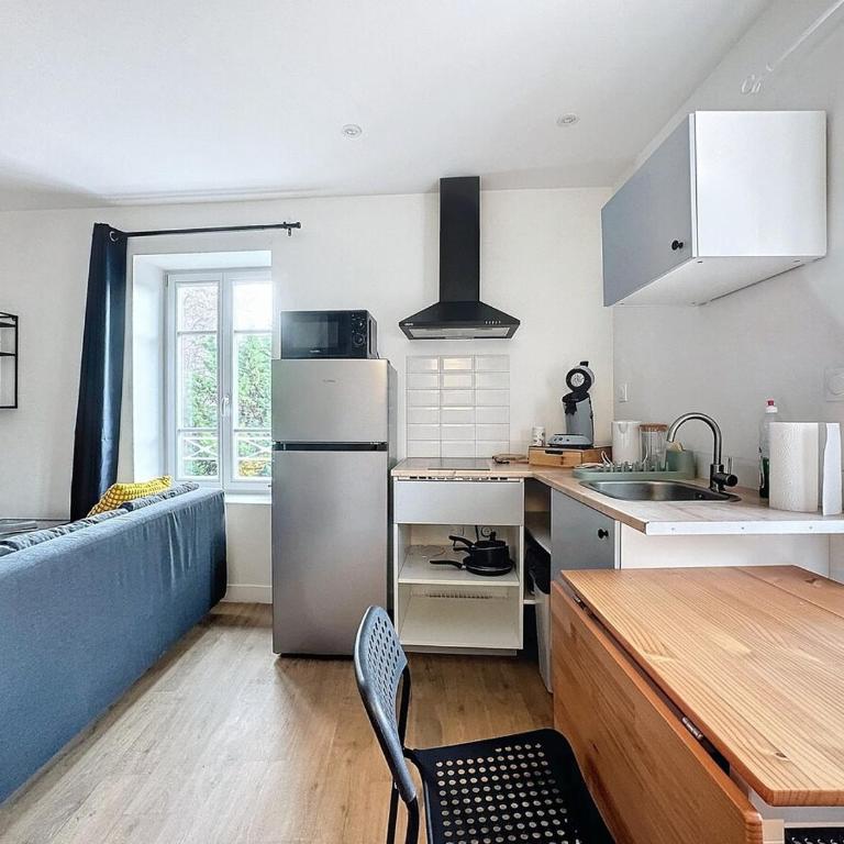 Immeuble idéal groupe - Gare à proximité 19 pers - Appartamento con 5 Camere da Letto - 17