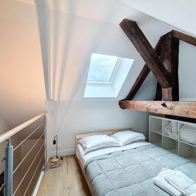 Immeuble idéal groupe - Gare à proximité 19 pers - Appartamento con 5 Camere da Letto - 23