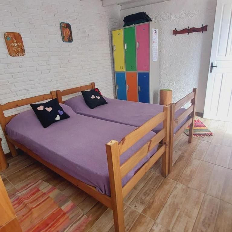 Las Palmas Beach Hostel - Twin Room with Shared Toilet - 1