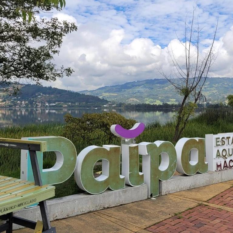 Apartamento con vista al lago - Three-Bedroom Apartment - 14