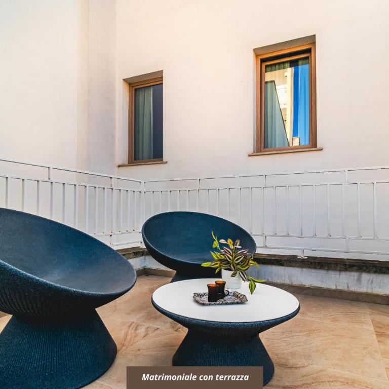 Palazzo San Lazzaro - Jacuzzi Rooms & Suites Lecce Selection - Camera Matrimoniale con Terrazza - 3