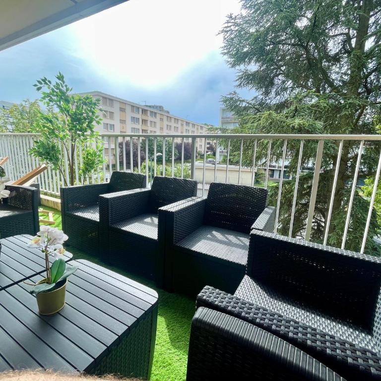 BnGo I Le Spacieux I 3 chambres, 2 salles de bain, 1 toilette, parking privé gratuit, 8 personnes, Vieux Lyon hypercentre - Apartment mit 3 Schlafzimmern - 9