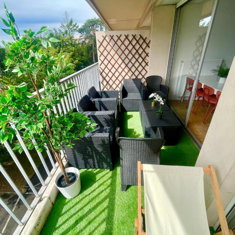 BnGo I Le Spacieux I 3 chambres, 2 salles de bain, 1 toilette, parking privé gratuit, 8 personnes, Vieux Lyon hypercentre - Apartment mit 3 Schlafzimmern - 10