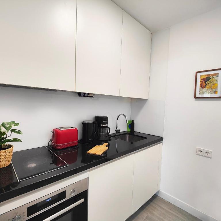 Prime garden-view Studios - One-Bedroom Apartment - 7