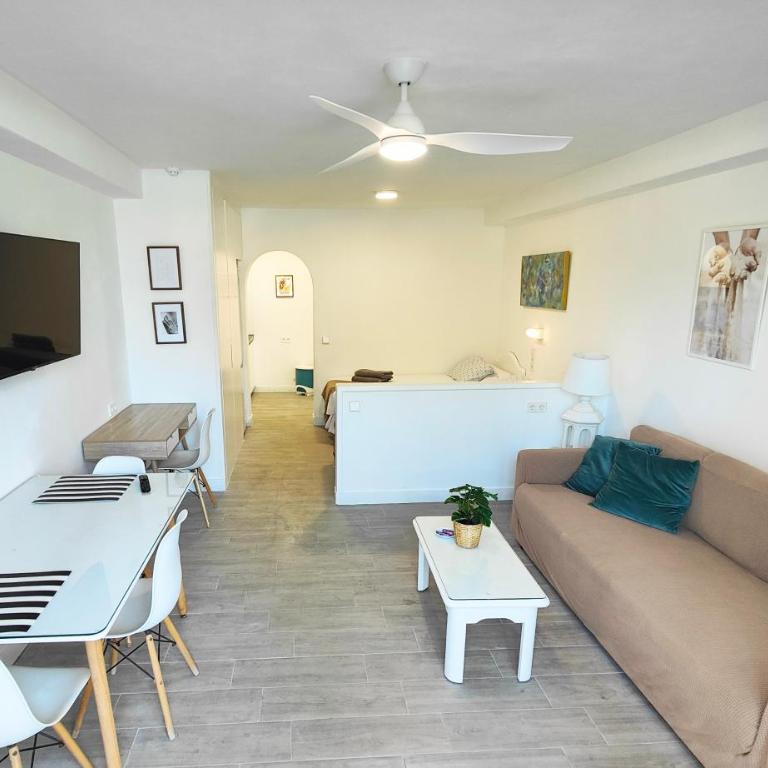 Prime garden-view Studios - One-Bedroom Apartment - 6