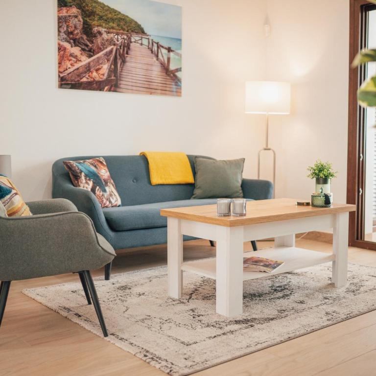 Laguna Beach Apartment - Two-Bedroom Apartment - 8
