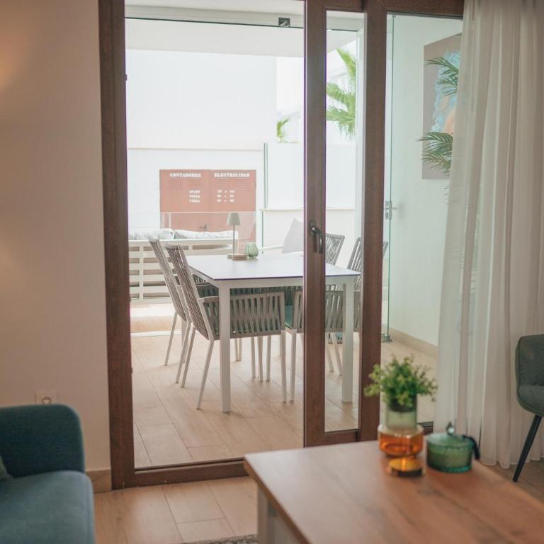 Laguna Beach Apartment - Two-Bedroom Apartment - 11