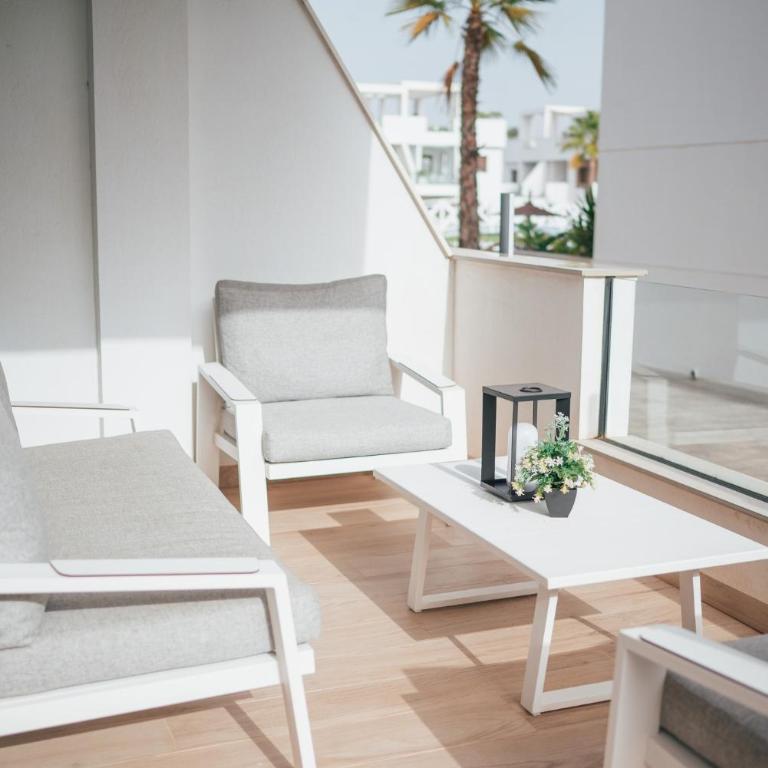 Laguna Beach Apartment - Two-Bedroom Apartment - 20