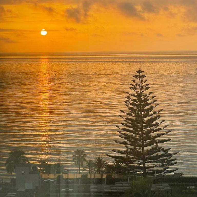 Luxury Rental Benalmadena - 550 m2 Penthouse - Jacuzzi, Golf & Beach - Apartment with Sea View - 12