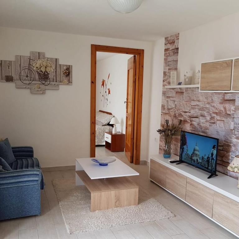 Appartamento Vacanze La Maddalena - One-Bedroom Apartment - 1