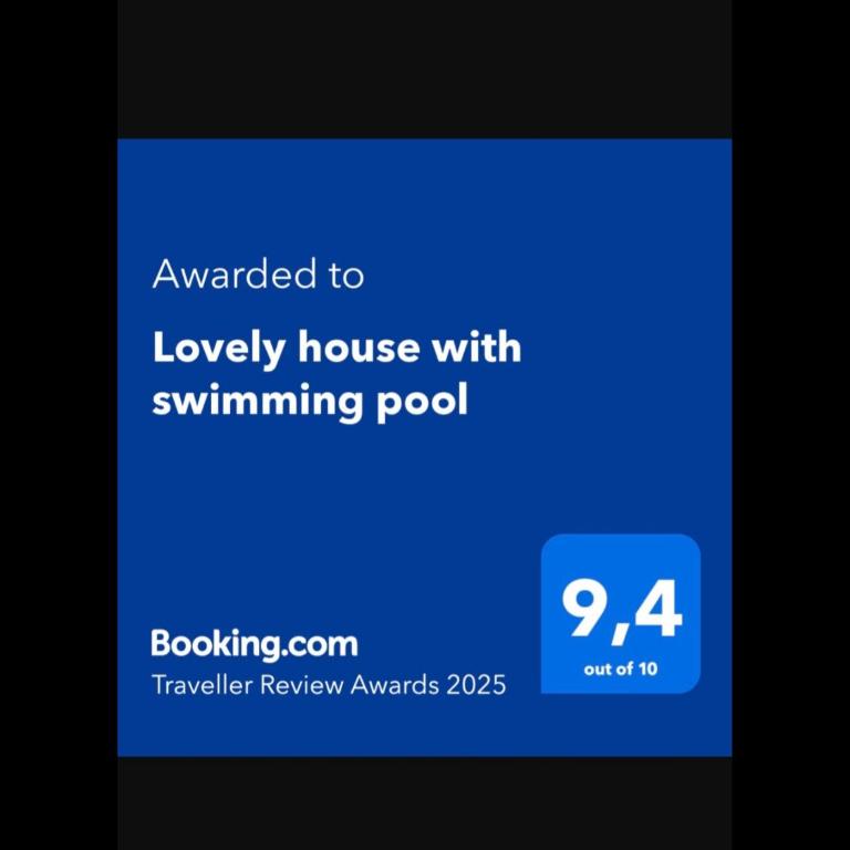 Lovely house with swimming pool - Three-Bedroom Apartment - 8