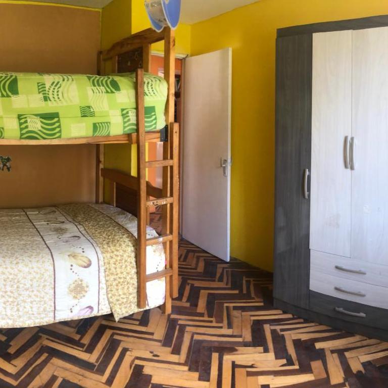 Departamento la torres - Three-Bedroom Apartment - 4