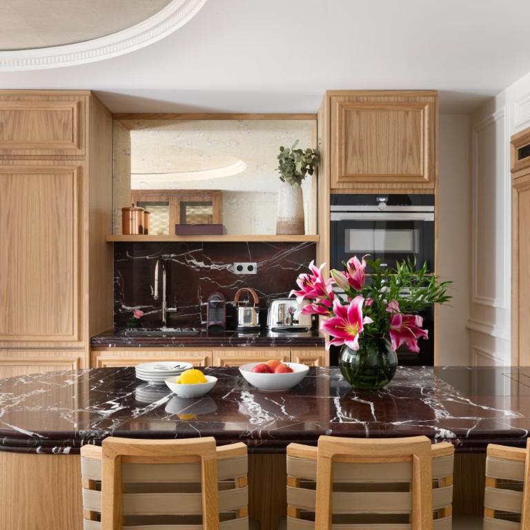 HIGHSTAY - Luxury Serviced Apartments - Victoires - Two-Bedroom Deluxe Apartment - 3