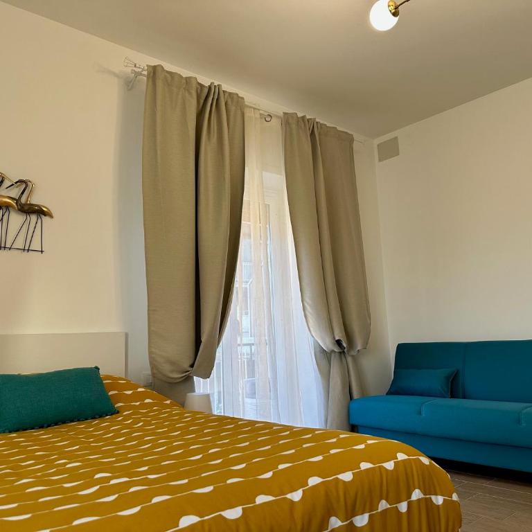 Monti Tiburtini Roma Guest House - Camera Matrimoniale con Bagno Privato - 1