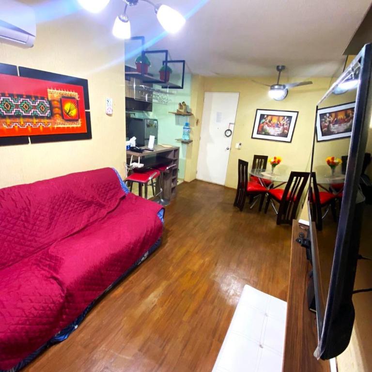 Centrally located apartment fully-aconditioned 1st floor - Three-Bedroom Apartment - 5