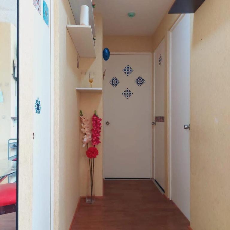 Centrally located apartment fully-aconditioned 1st floor - Three-Bedroom Apartment - 18