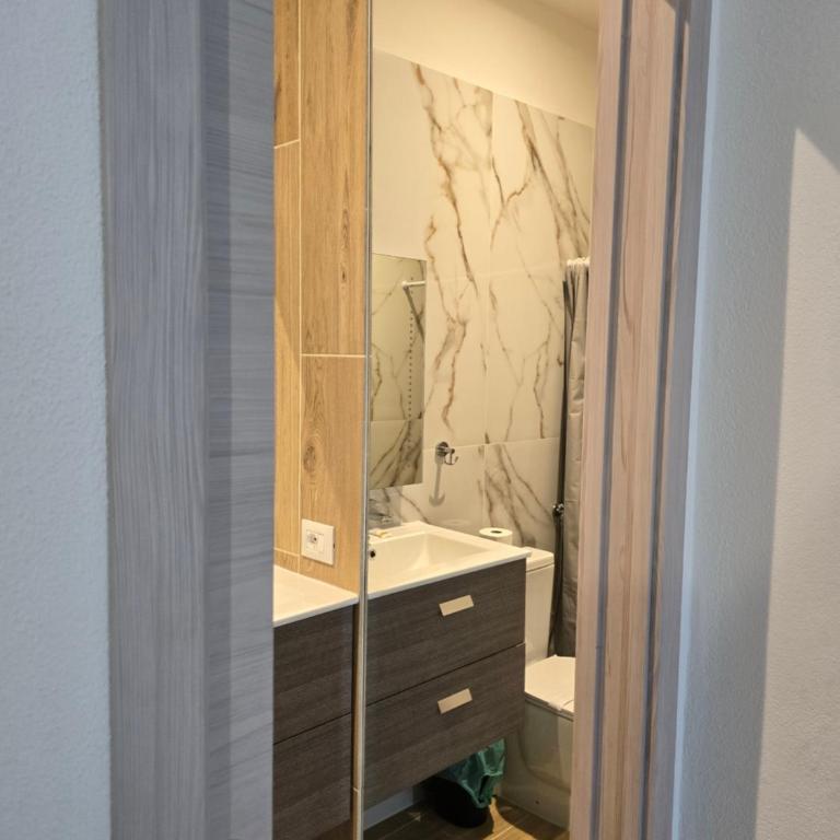 King House B&B Catania - Deluxe Double Room with Shower - 7