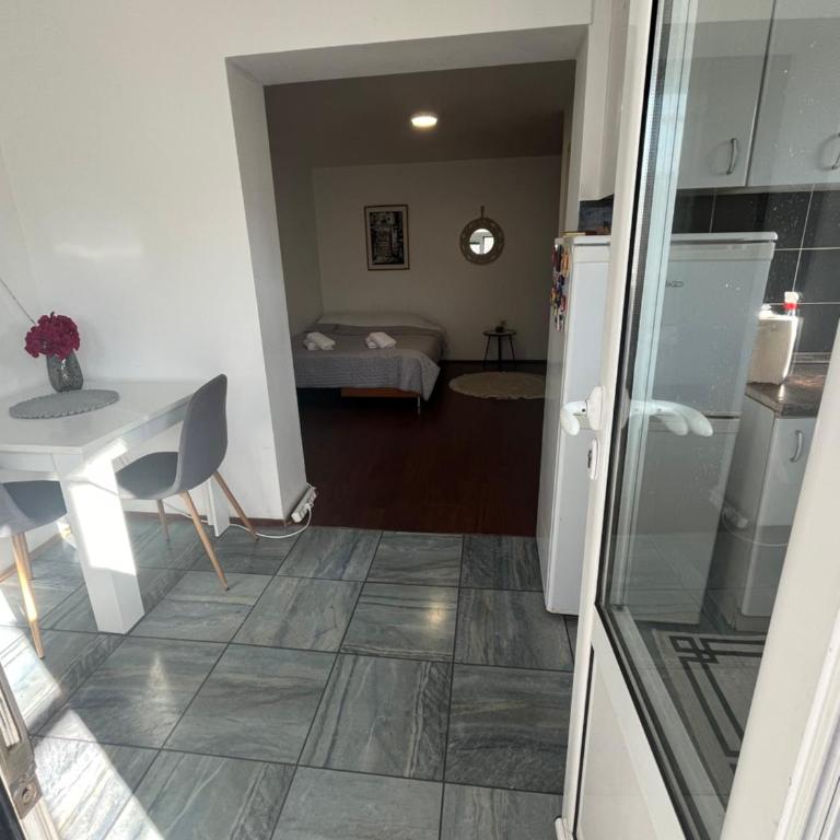 City Vibe - One-Bedroom Apartment - 19