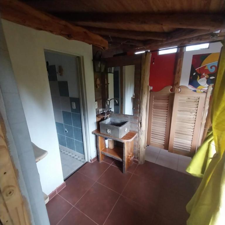 Departamento rustico, cercano al centro y con lo necesario para su estadía - Two-Bedroom Apartment - 6