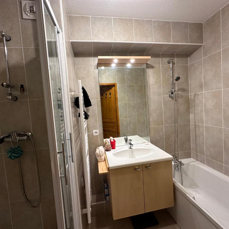 Appartement Cosy EDEN des CîMES 6 à 8 couchages - Appartamento con 3 Camere da Letto - 14