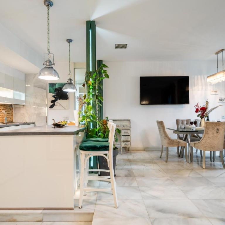Piso de lujo Madrid centro - Two-Bedroom Apartment - 24