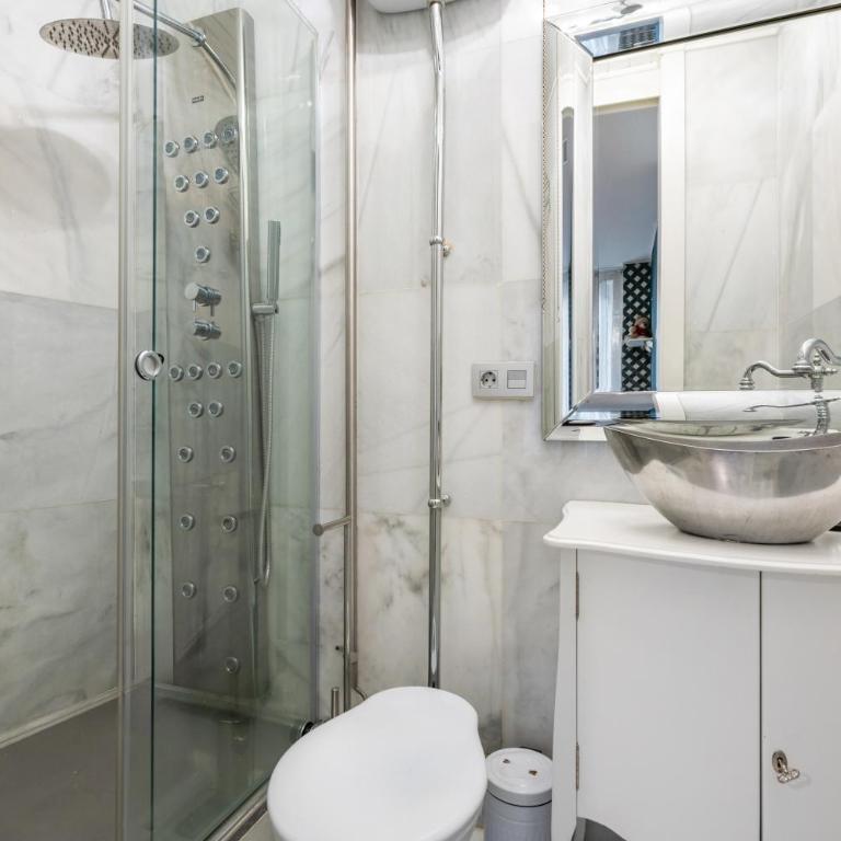 Piso de lujo Madrid centro - Two-Bedroom Apartment - 33