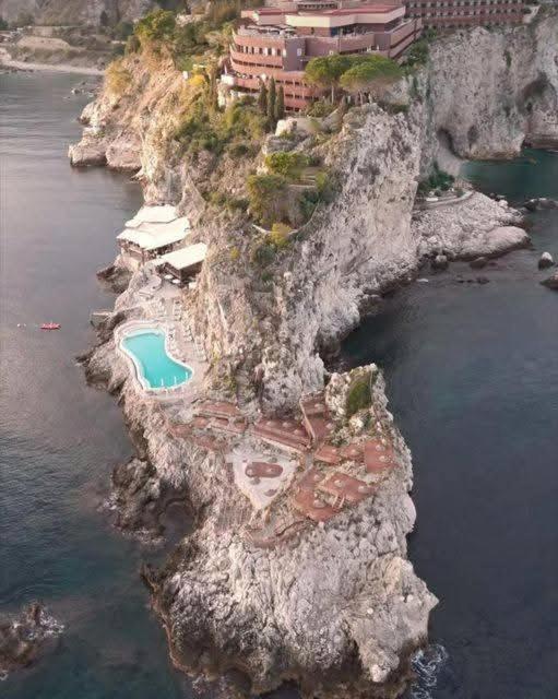 Sebastian house casa vacanze giardini Naxos - Appartamento con 3 Camere da Letto - 85