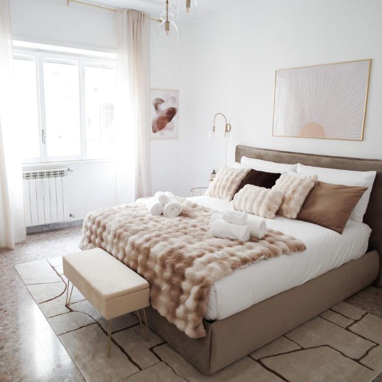 Thery House - Tiburtina Apartment - Deluxe King Room - 10