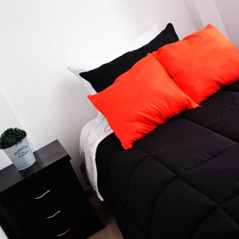 Casa cerca de concierto Marc Anthony Med Plus - Four-Bedroom House - 34