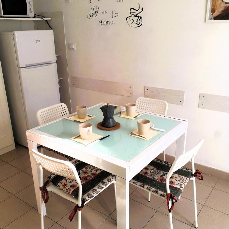 EUCALYPTI11 - Ampio alloggio ristrutturato con 3 camere, 2 bagni, terrazzo, balcone - Apartment mit 2 Schlafzimmern - 10