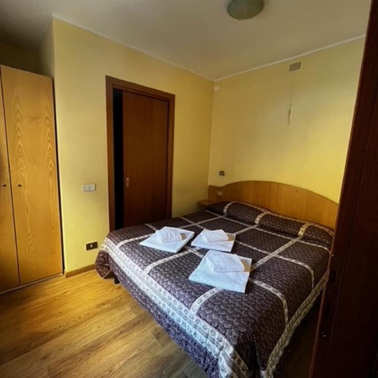 Albergo Eden - Camera Quadrupla Standard - 10