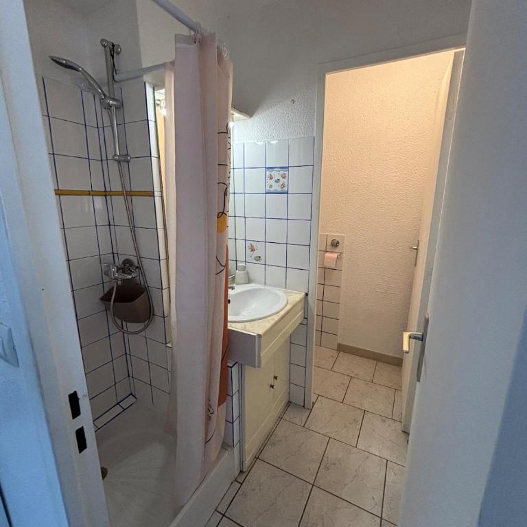 Appartement 4 personnes à 50 m de la plage - Apartamento de 2 dormitorios - 27