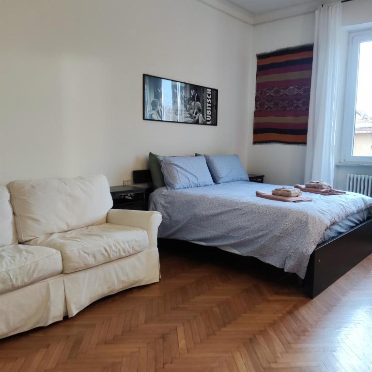 Di casa al Colosseo - Appartamento con 3 Camere da Letto e con Balcone - 2