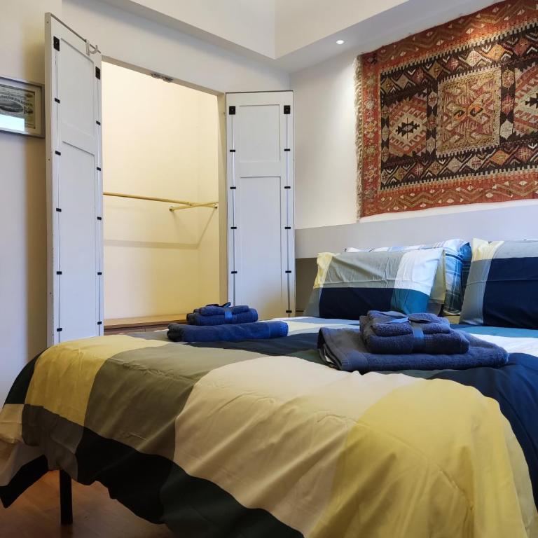 Di casa al Colosseo - Appartamento con 3 Camere da Letto e con Balcone - 21
