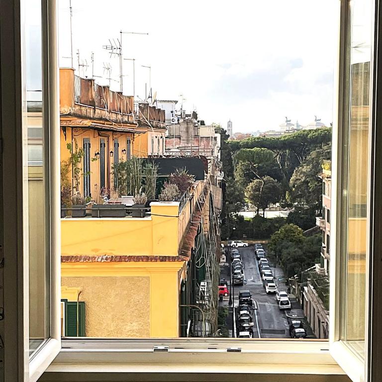 Di casa al Colosseo - Appartamento con 3 Camere da Letto e con Balcone - 6