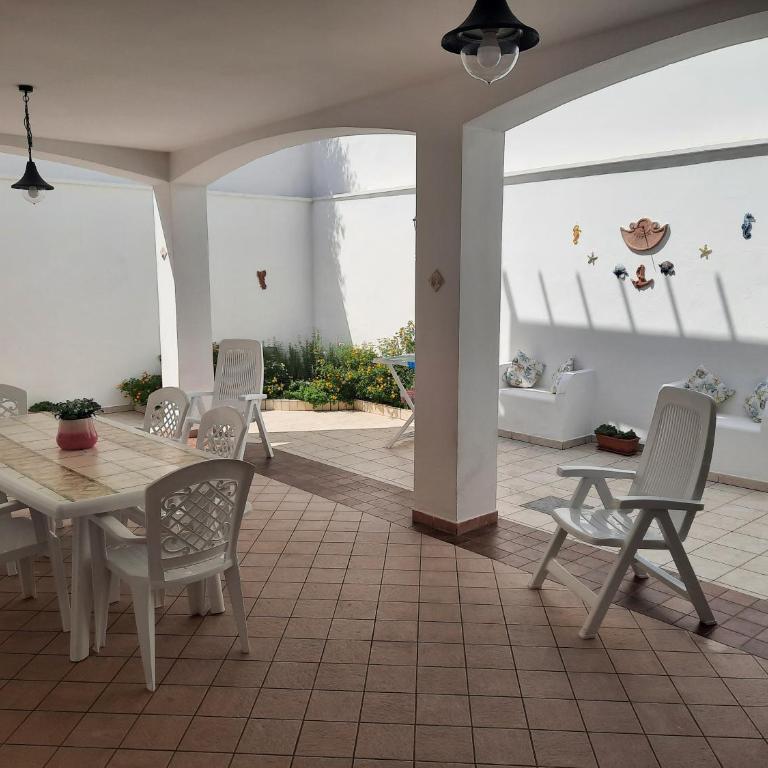 Casa Vacanze Valentina - Three-Bedroom Home - 1