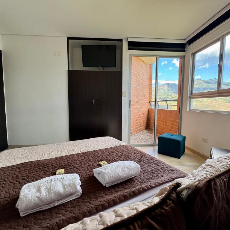 Hotel Portales Del Sol - Double Room with Mountain View - 4