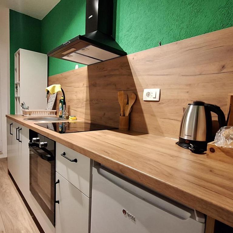Sunset Apartment - Two-Bedroom Apartment - 11