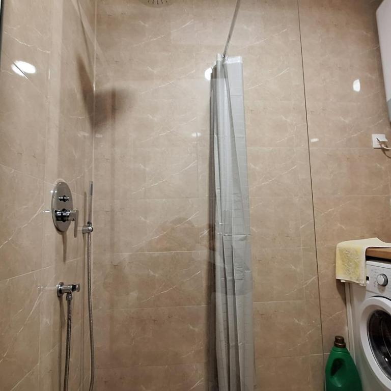 Sunset Apartment - Two-Bedroom Apartment - 26